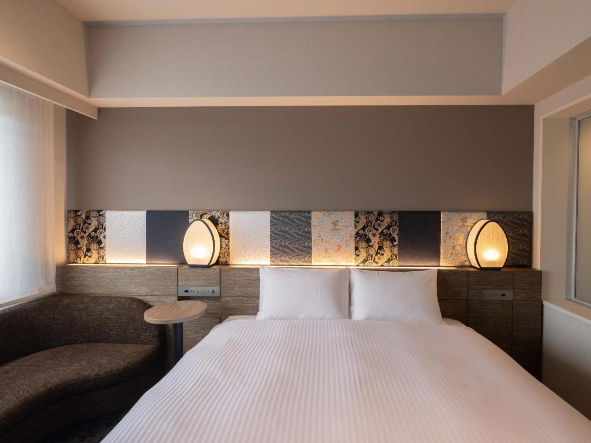 Отель Insomnia Kyoto Oike Экстерьер фото