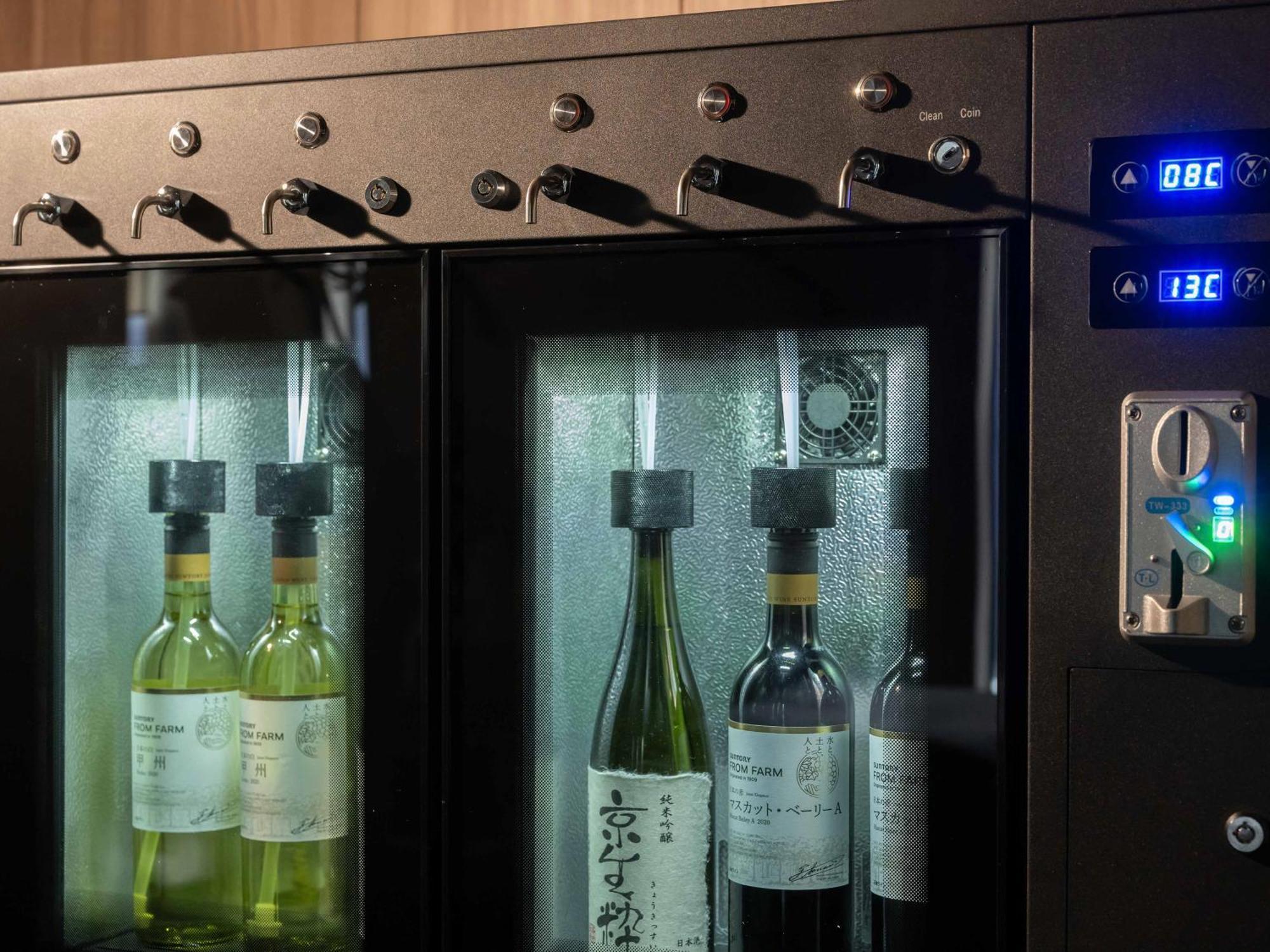 Отель Insomnia Kyoto Oike Экстерьер фото